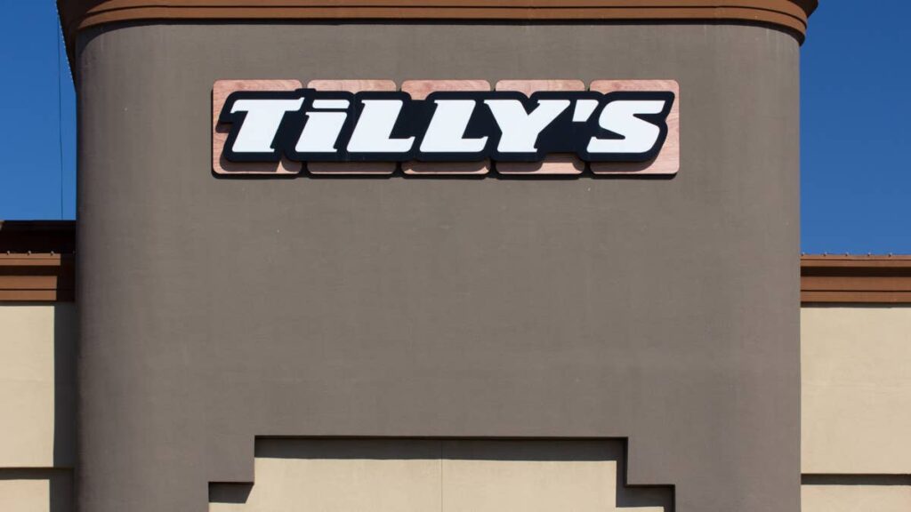 44-year-old mall retailer shut 40 stores, now it’s turning a profit