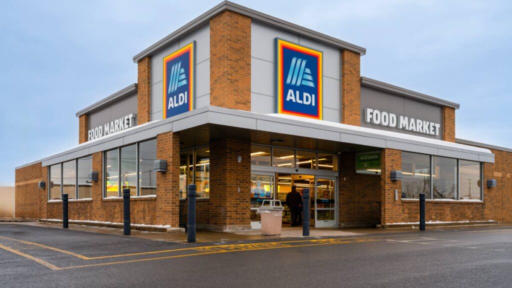 Is ALDI open on Columbus Day?